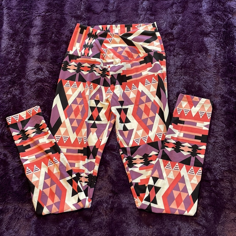 No Boundaries Purple & Coral Aztec Native Print Leggings